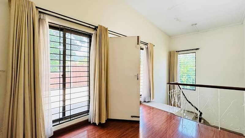 Get In Touch Now To Buy A House In F-7 2