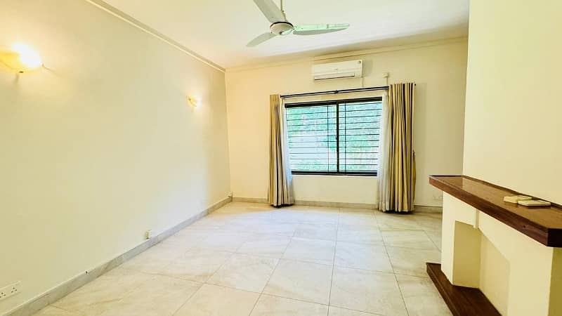 Get In Touch Now To Buy A House In F-7 7