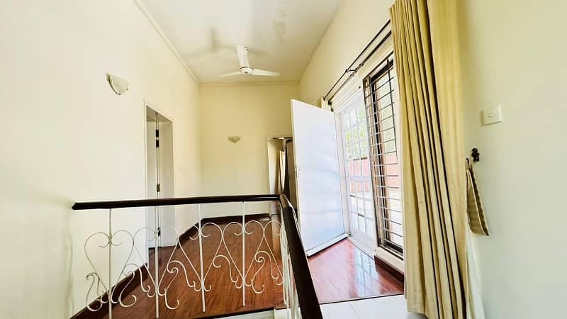 Get In Touch Now To Buy A House In F-7 8