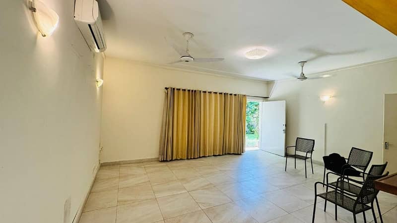 Get In Touch Now To Buy A House In F-7 9