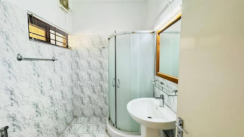 Get In Touch Now To Buy A House In F-7 11