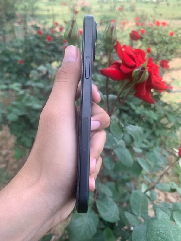 iPhone 15 plus factory unlock 128gb 2