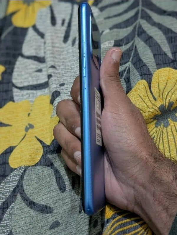 Redmi 10C in lush condition for sale. 1
