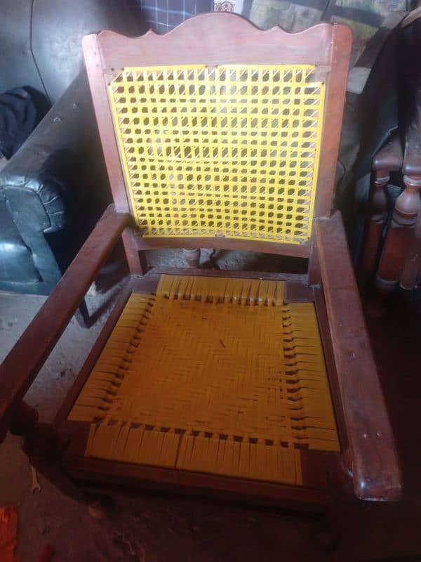 4 pic pure wood chairs 0