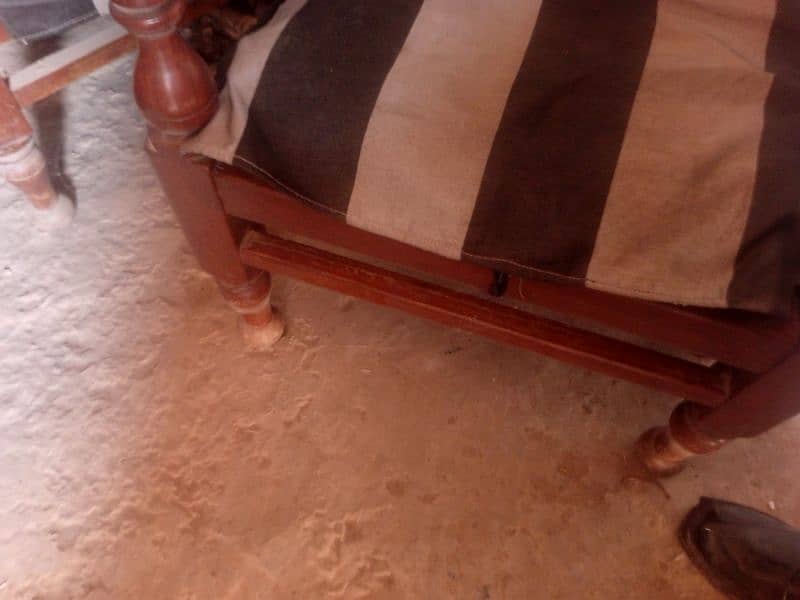 4 pic pure wood chairs 3