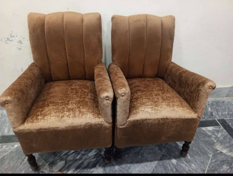 Poshish Chairs 0