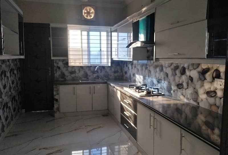 Ideally Located House For rent In I-10 Available 7