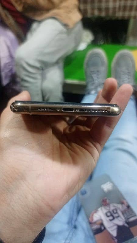 iPhone Xsmax 64GB non PTA scom work battery 78.03455732029 2