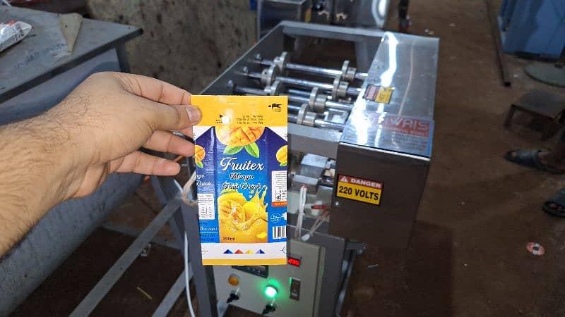 Tetra Pak and Bottle juice Filling Packing Machine in SS Plant 9