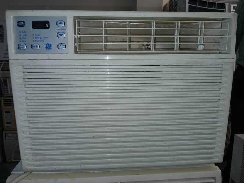 Window Ac 0.5 Ton / American Lot Branded 9