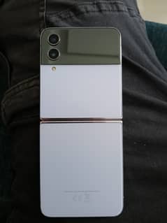 Samsung Z flip 4