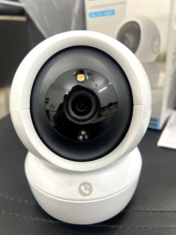 Ezviz H6c Pro 1080p Type-C Pan & Tilt Smart Home Camera 3