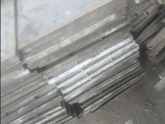 New & used scaffolding pipes in Pakistan | New Joints | Shuttering 1