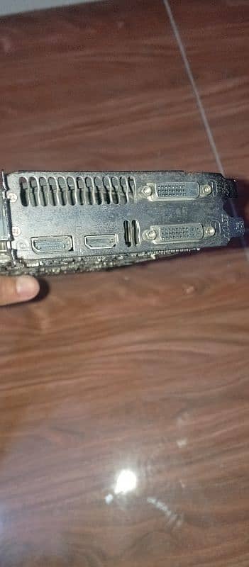 Nvidia GeForce GTX 660 2gb ddr5 192 bits 3