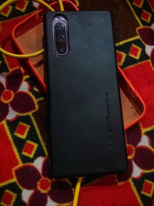 xperia 5   6/64 only one dot 0