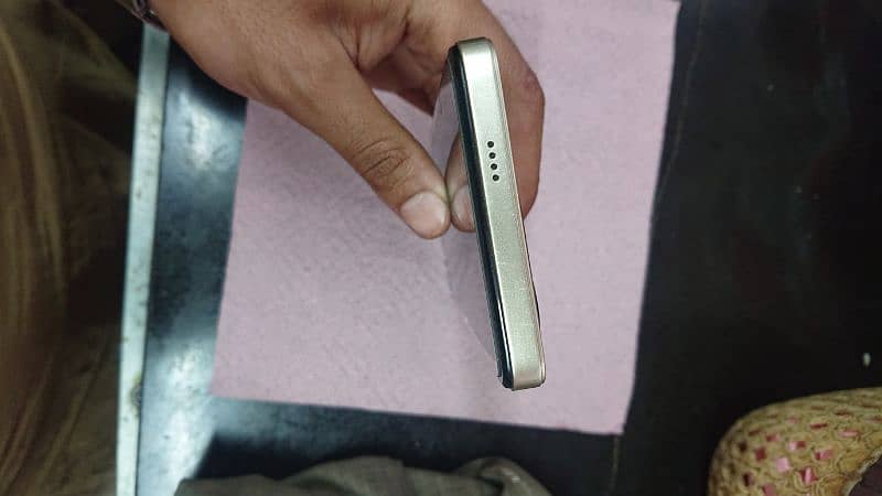 Tecno spark 20 c 1