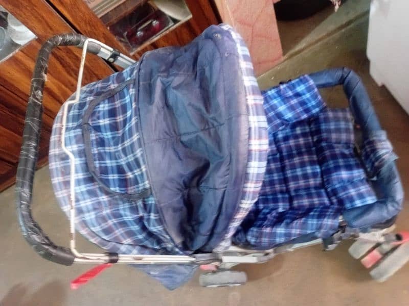 pram in good condition 2