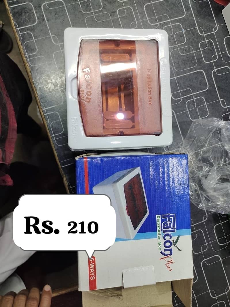 box / breaker box / 10 way breaker box / single breaker box in lahor 3