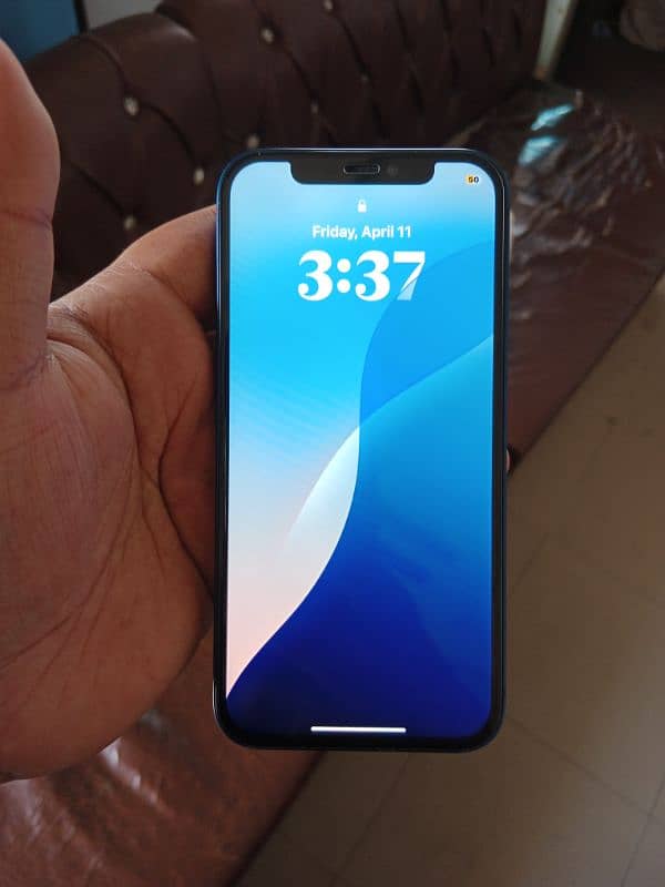 I phone 12 jv non active non pta battery 88%10/10 4