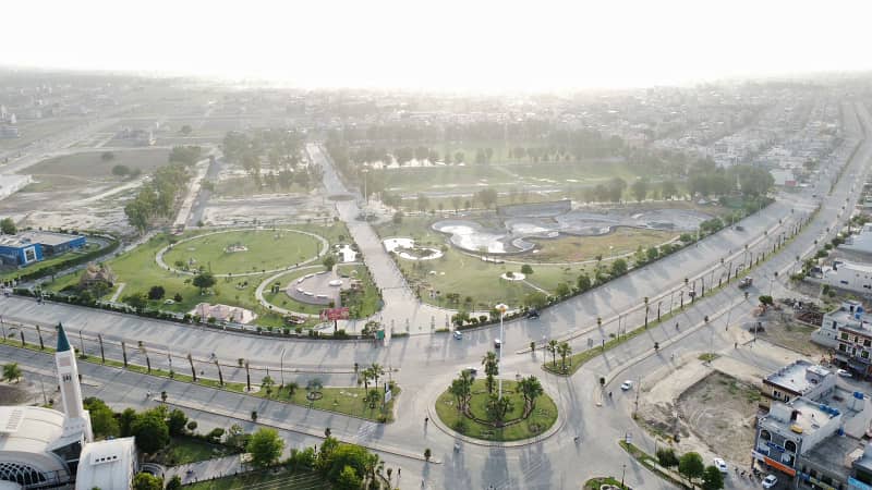 "Hot Deal: Premium 10 Marla Plot In D Block, Central Park Housing Scheme Dont Miss Out!" 3
