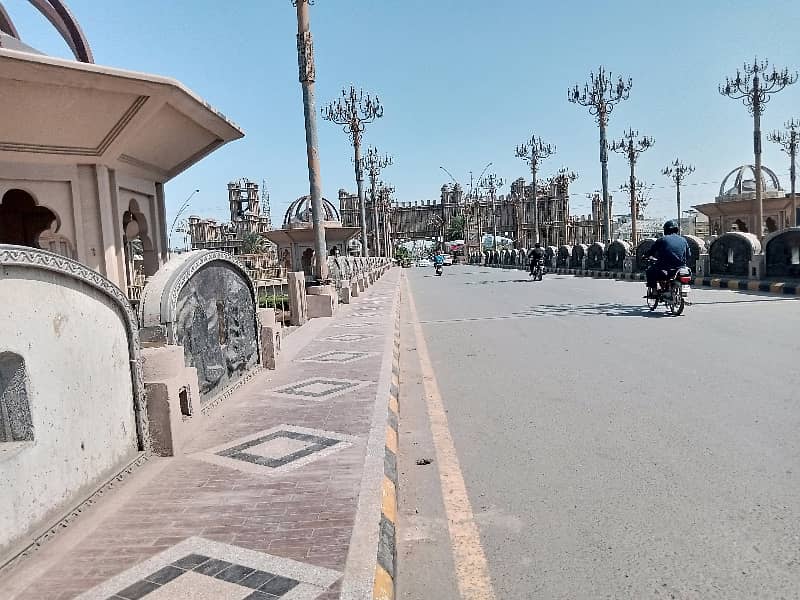 Good Location Residential Plot For Grabs In 7 Marla Gujranwala 1