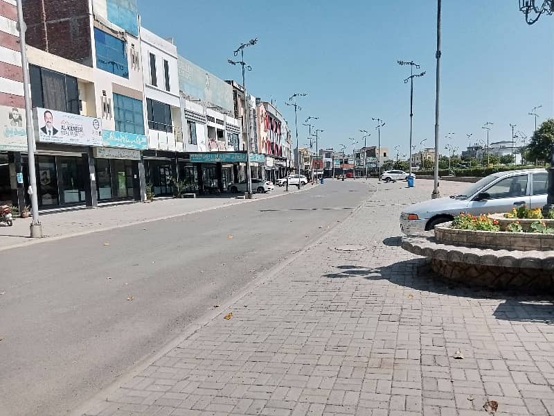 Good Location Master City - Block A Residential Plot For sale Sized 5 Marla 4
