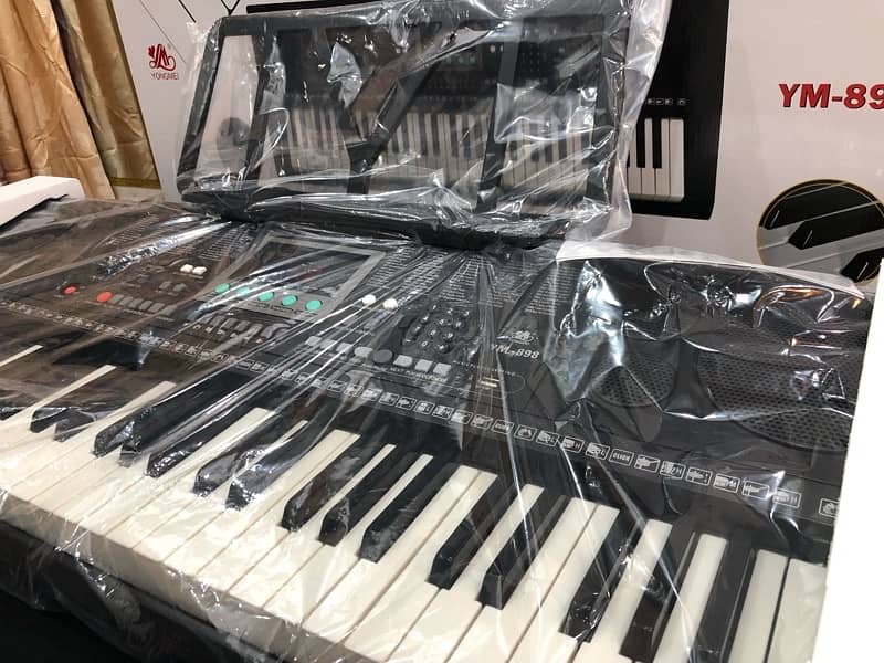 piano keyboard 1