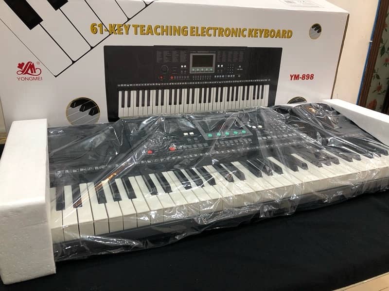 piano keyboard 5