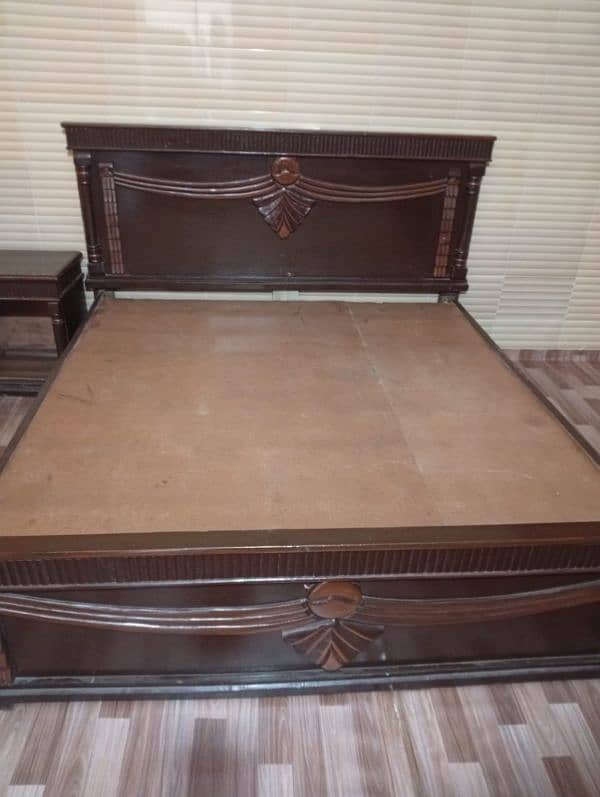 Double Bed with Side Tables 4