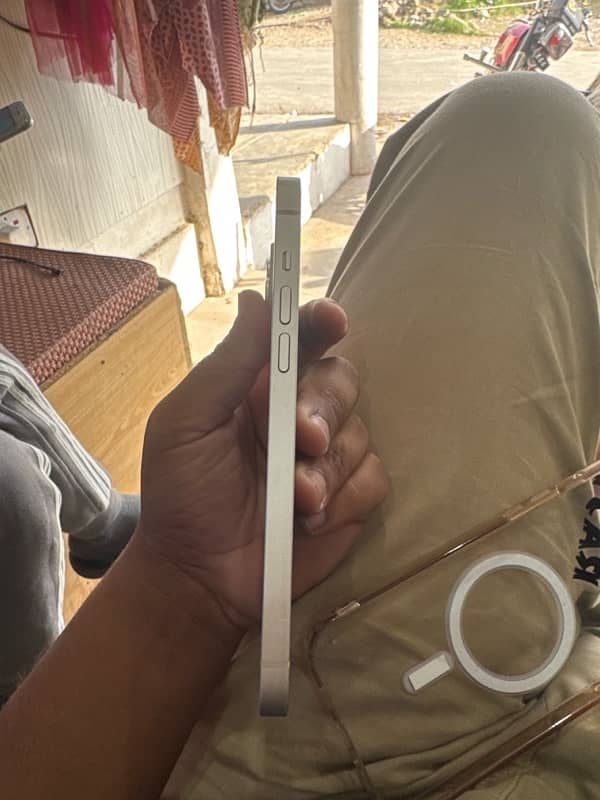 iphone 14 plus icloud lock 3