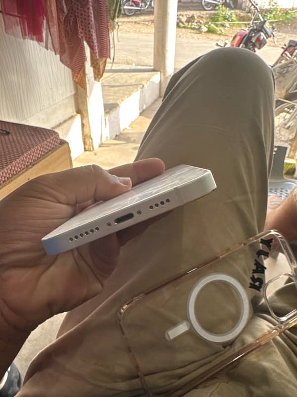 iphone 14 plus icloud lock 4