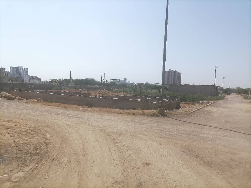 A Spacious Prime Location 120 Square Yards Residential Plot In PIDC 0