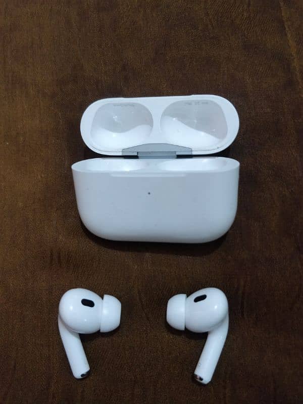 Airpods Pro 2 ANC with Type C 4