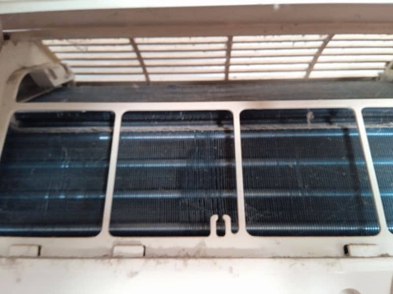 BRAND NEW CONDITION PERFECT UNIT 1