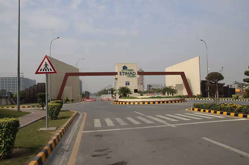 4 Marla Commercial Plot With Number Available For Sale In Etihad Town Lahore Phase 1 0