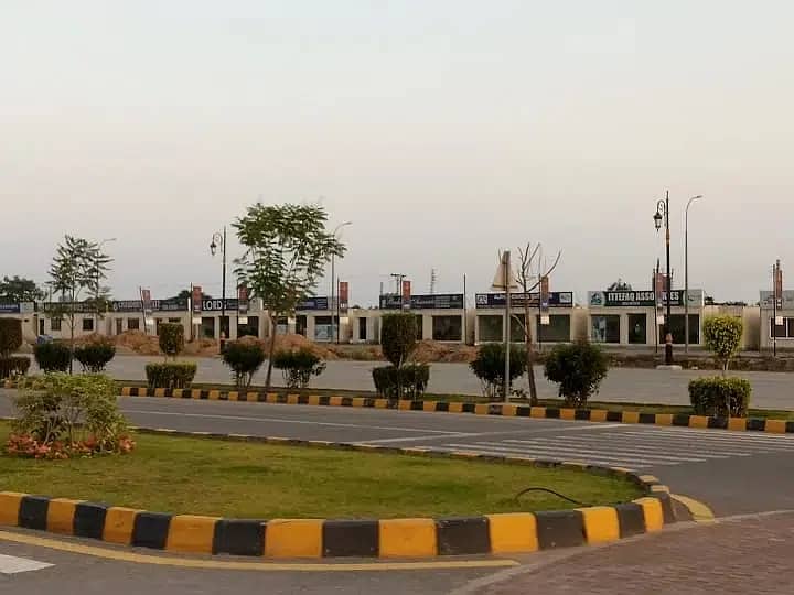 One Sided Open 10 Marla Commercial Plot Are Available For Sale In Etihad Town Lahore 10