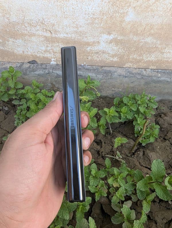 Samsung Galaxy Z Fold 2 pta approved 6