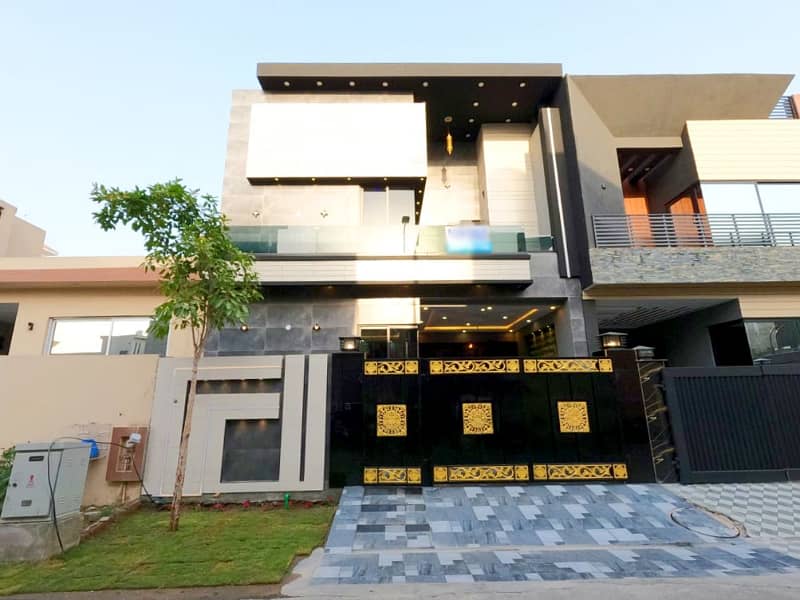 5 Marla Luxury Modern Brand New A Plus Solid Constructed House For Sale And Direct Meeting With Owner In Park View City Lahore. 0