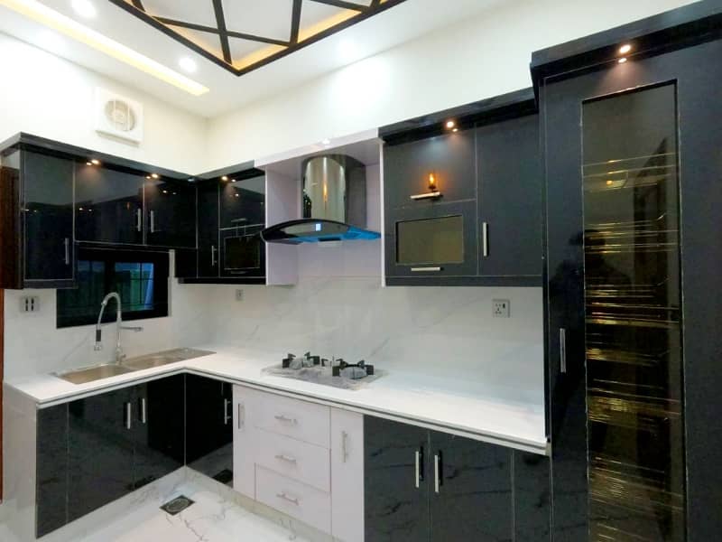 5 Marla Luxury Modern Brand New A Plus Solid Constructed House For Sale And Direct Meeting With Owner In Park View City Lahore. 10