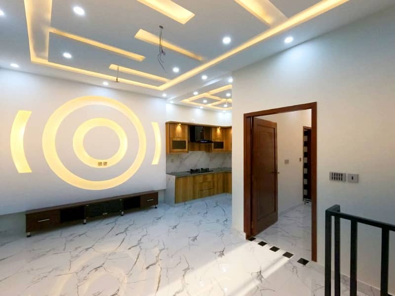 5 Marla Luxury Modern Brand New A Plus Solid Constructed House For Sale And Direct Meeting With Owner In Park View City Lahore. 18