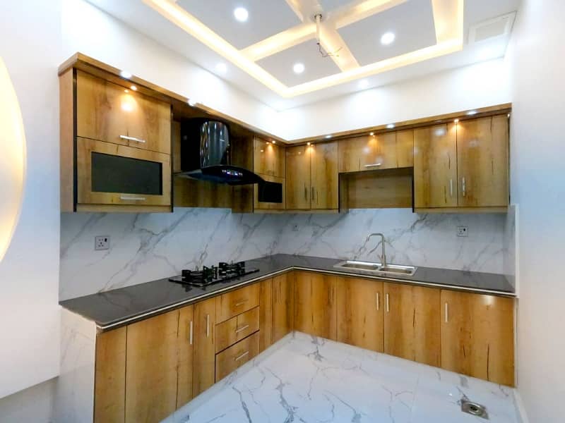 5 Marla Luxury Modern Brand New A Plus Solid Constructed House For Sale And Direct Meeting With Owner In Park View City Lahore. 21