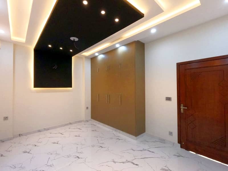 5 Marla Luxury Modern Brand New A Plus Solid Constructed House For Sale And Direct Meeting With Owner In Park View City Lahore. 27