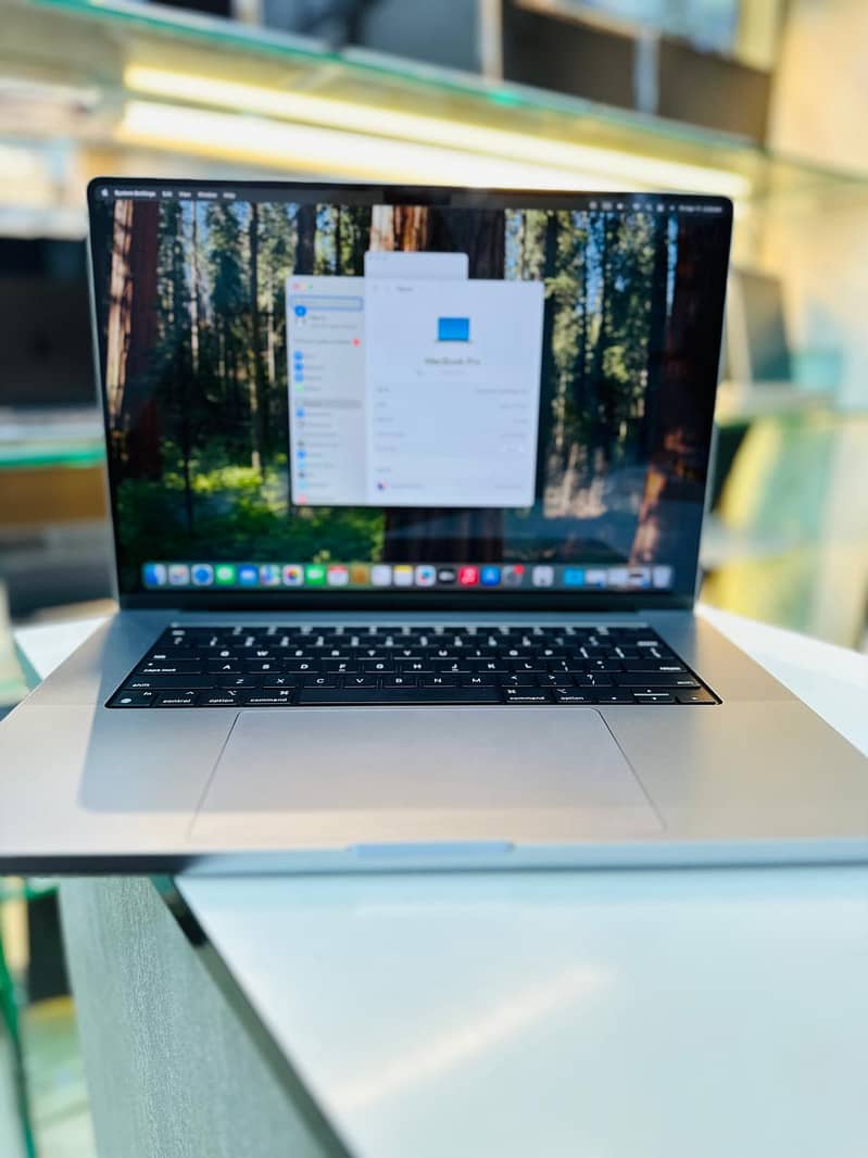 Apple MacBook Pro M1 16 Inch 16GB RAM | 512GB SSD  |Model : A2485 12