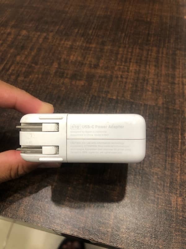 61W USB-c Power Adapter 100% Oroginal 3