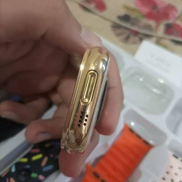 i20 Ultra Max Smartwatch with LED Display 12