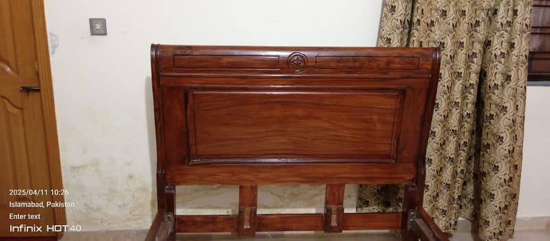 Double bed one side table with medicated form 0