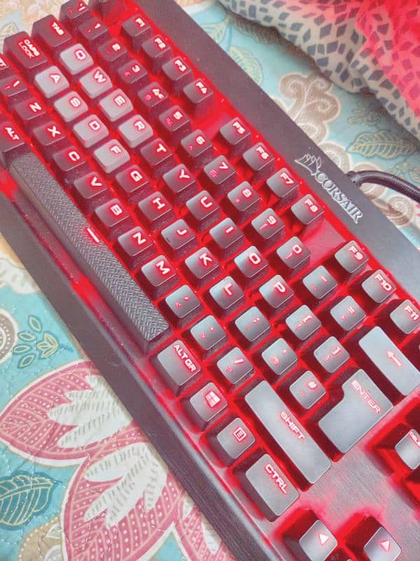 Corsair Michanical Gaming keyboard 2