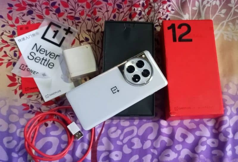One Plus 12 Non Pta Complete Box 10/10 Condition Urgent Sale 3