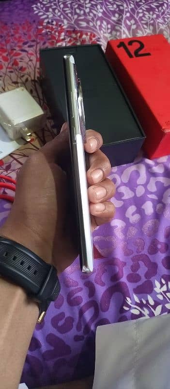 One Plus 12 Non Pta Complete Box 10/10 Condition Urgent Sale 7