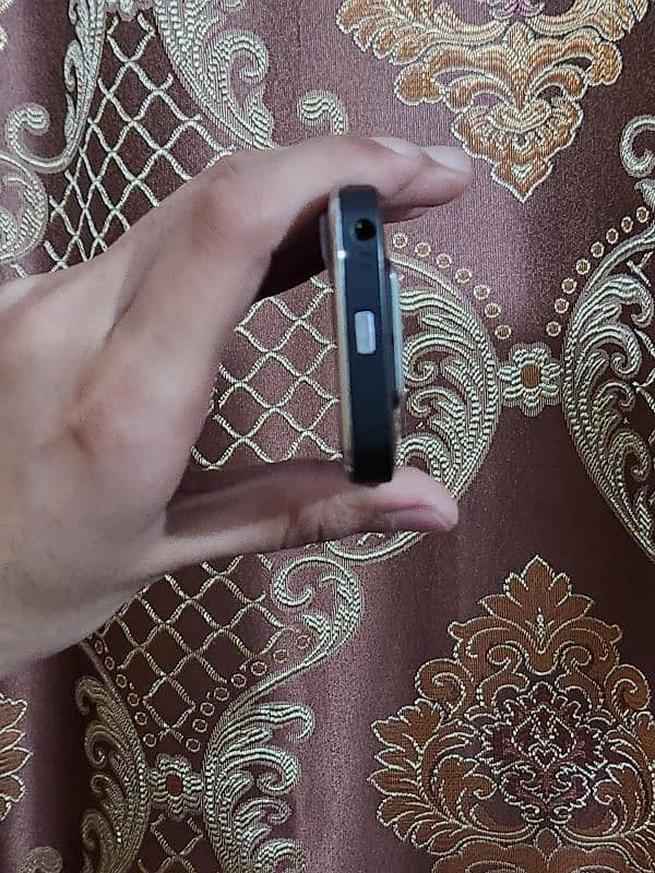 Nokia E72i Business Class better than Apple Samsung OnePlus Google LG 4
